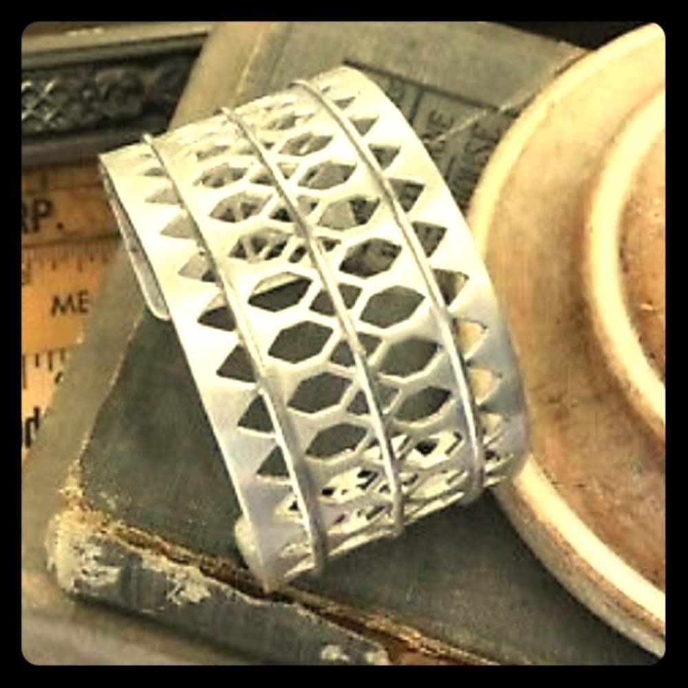 Stella & Dot Plait Cuff